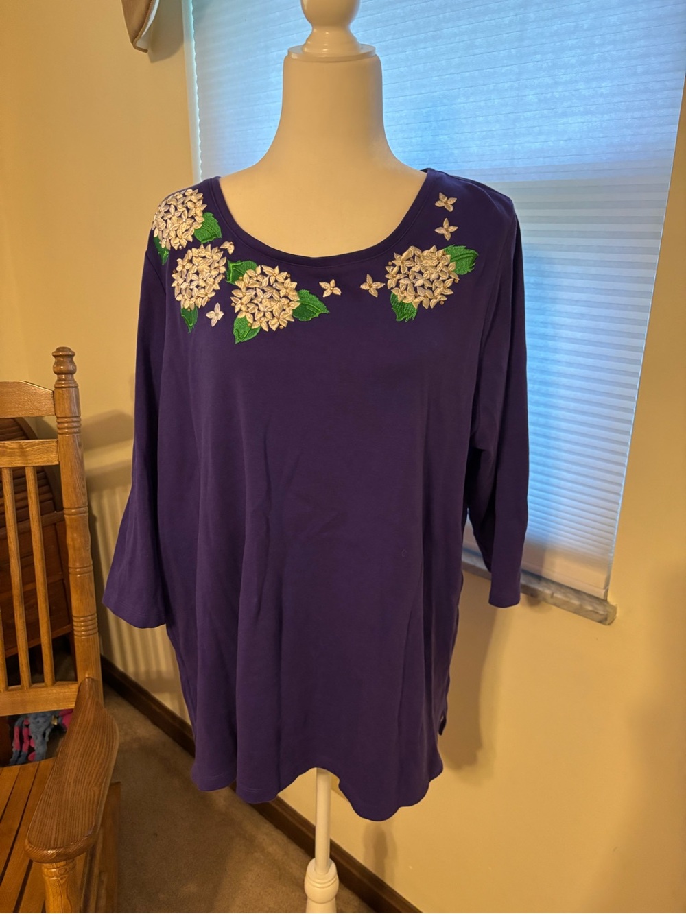 Quacker Factory Purple Scoop Neck Tunic with Appliqués